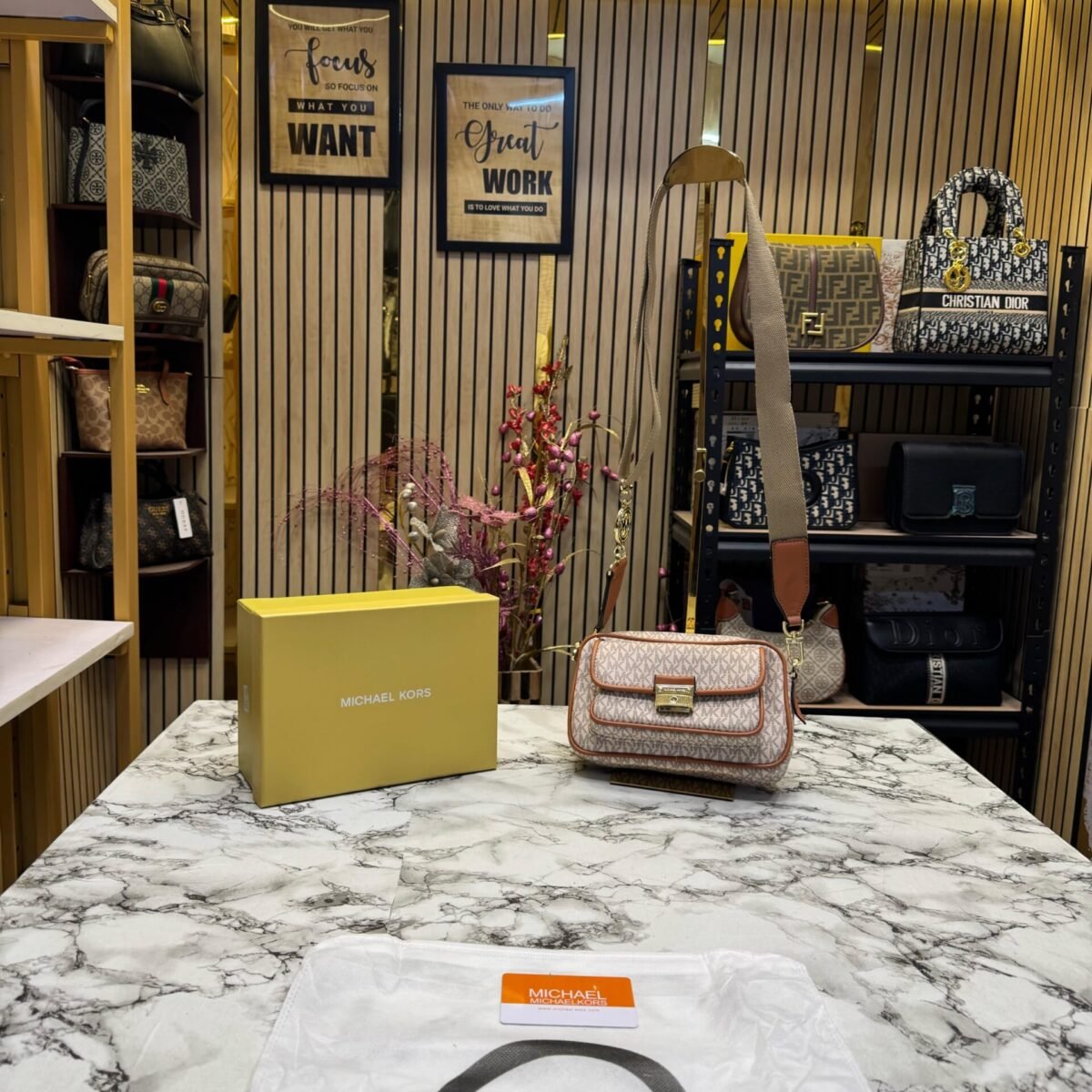 MICHAEL KORS SLING BAG