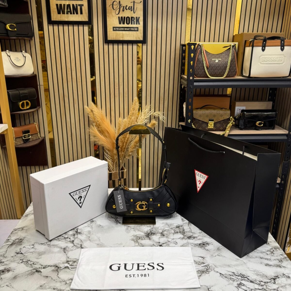 GUESS MINTHA LOGO PREMIUM BAG WITH OG BOX AND CARRY BAG